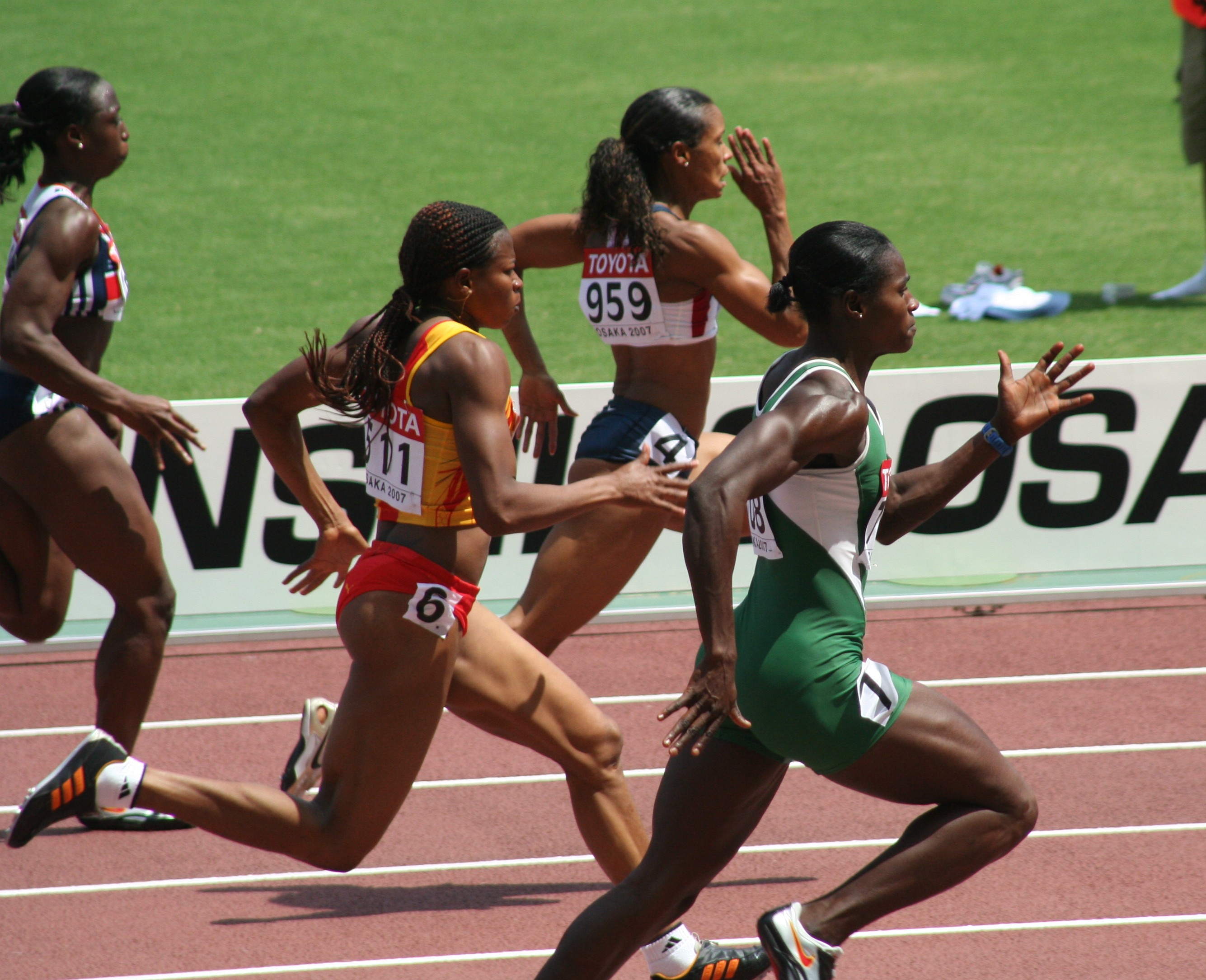 female olympic sprinters running